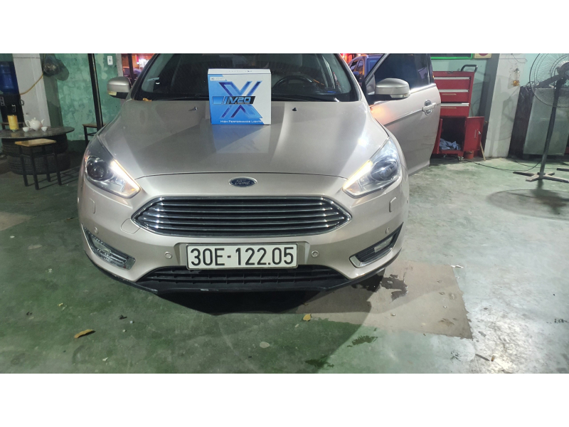 Độ đèn nâng cấp ánh sáng  FORD 